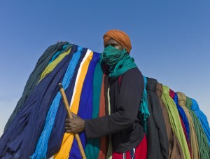 Easy Science Kids All About Timbuktu - Image of a Turban Seller at Festival near Timbuktu
