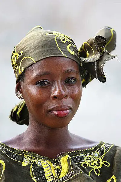 Fun Geography for Kids Ivory Coast Quiz - Image of an Ivorian Woman in the Ivory Coast
